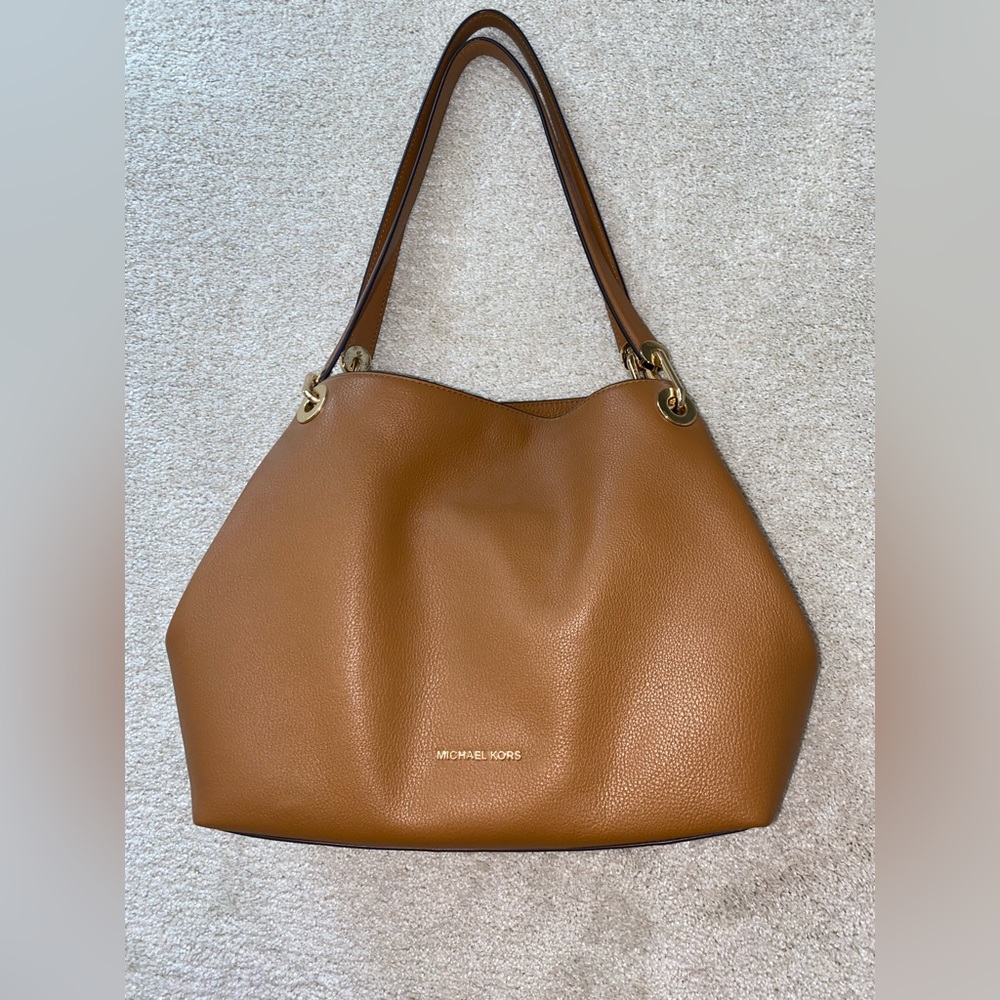 Authentic Michael Kors Shoulder Bag Like New
